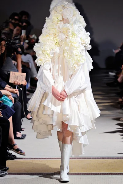 Look 33